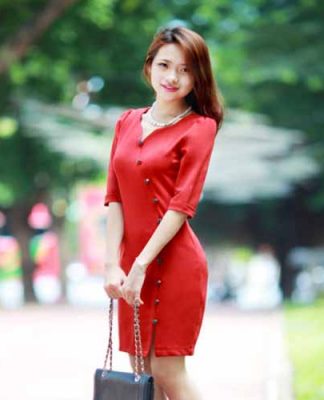 Nổi bật với đầm suông công sở đính cúc đẹp