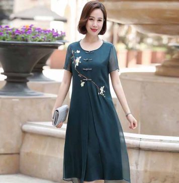 4 cách diện váy đầm ôm suông cho tuổi trung niên