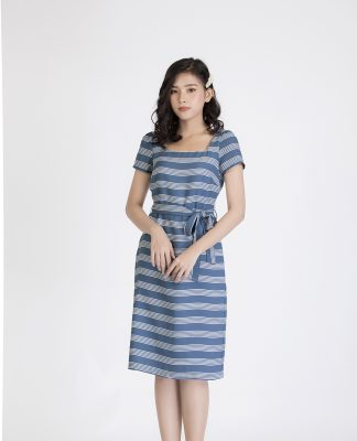96 mẫu đầm công sở kẻ ngang đẹp cho người gầy